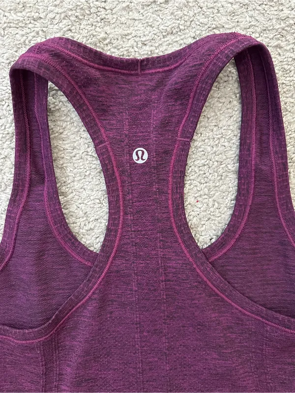 LULULEMON Swiftly Tech Racerback in Black Chilled Grape Sz. 8 - Image 6