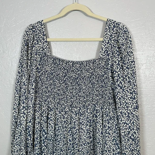 Motherhood Maternity Women XL Blue White Smocked Babydoll Top Long Sleeve - Image 7