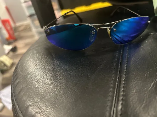 Ray Ban Blue Mirrored Oval Women's Sunglasses NWOT - Image 8