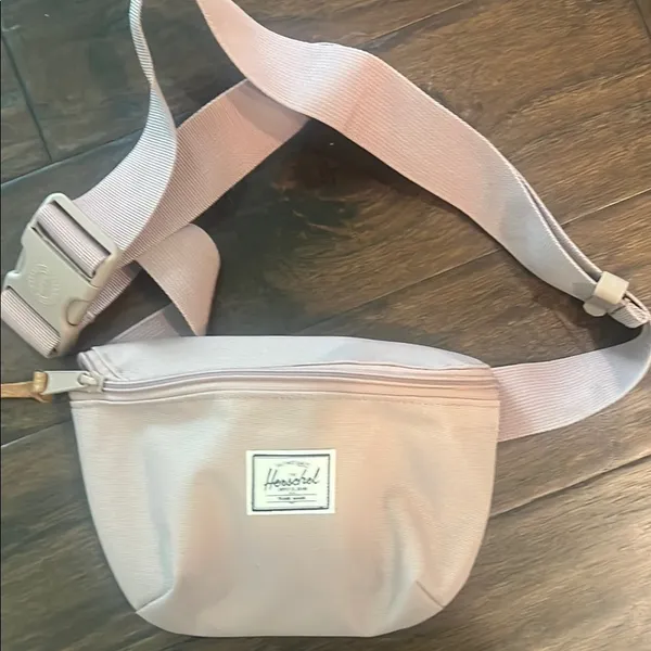 Herschel Belt Bag - Image 6