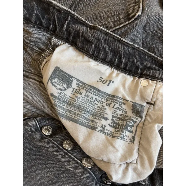 Levi Strauss 501 Gray Wash Denim Cutoff Shorts Button Fly Frayed Hem Women Sz 30 - Image 5