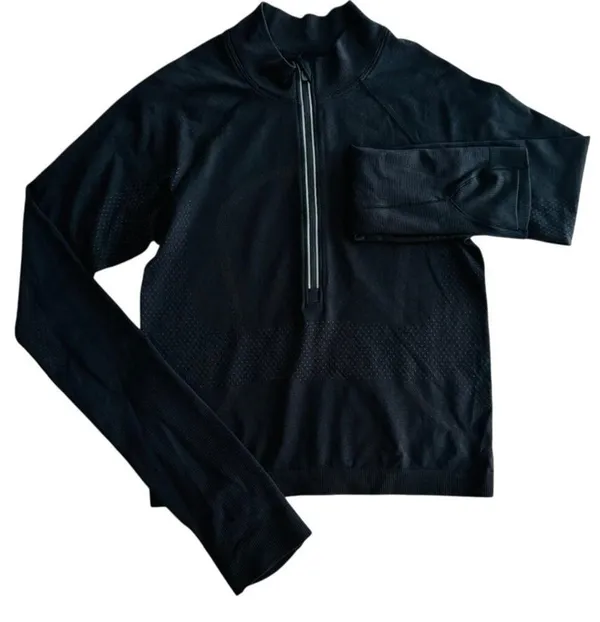 Lululemon Swiftly Tech 1/2 Zip 2.0 *Cool Size 4 Black Graphite Grey Crop Top - Image 2