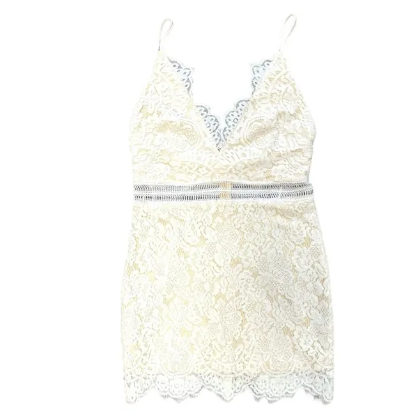 superdown Revolve remi lace mini dress size small - Image 3