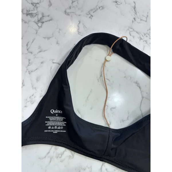 NWOT Quince Black Italian Plunge Bikini Top Size Medium - Image 5
