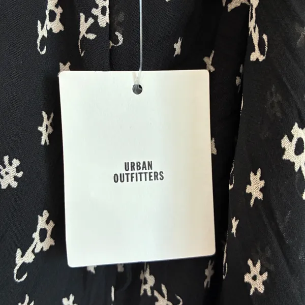 Kimchi Blue Urban Outfitters Black Floral Smocked High Low‎ Mini Dress Large NWT - Image 8