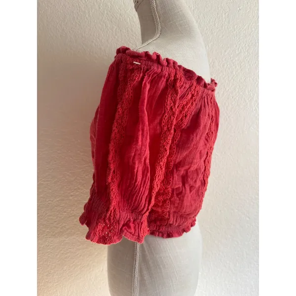 American Eagle Crop Top Small Red Lace Off Shoulder Tassel Gauze Boho Peasant - Image 2