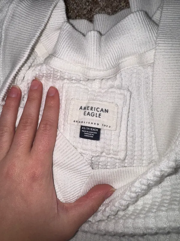American Eagle Outfitters Off-The-Shoulder Sweater White - Image 2