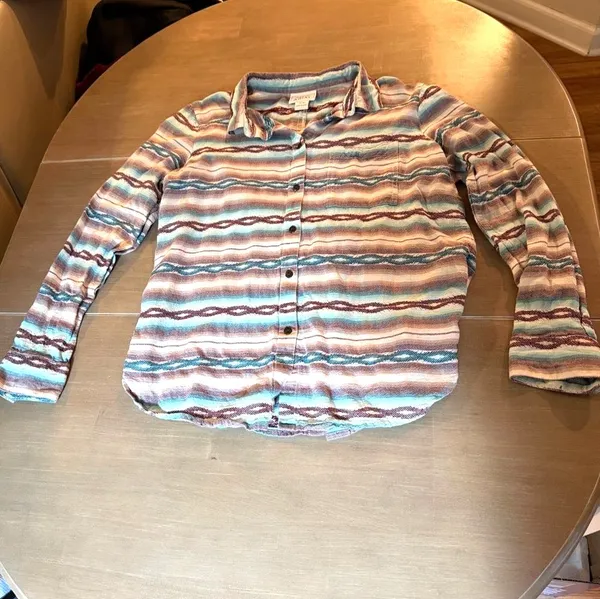 Ariat Women’s M Southwestern Stripe Western Button Down Shirt 10028698 - Image 2