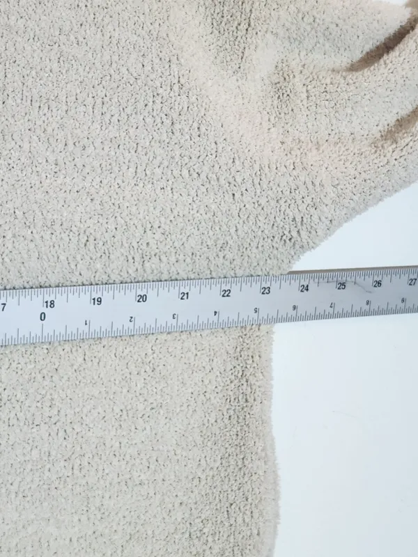 Double Zero Cream Fuzzy Cropped Sweater Size Small - Image 6