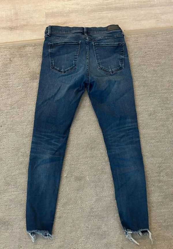 Jeans - Image 2