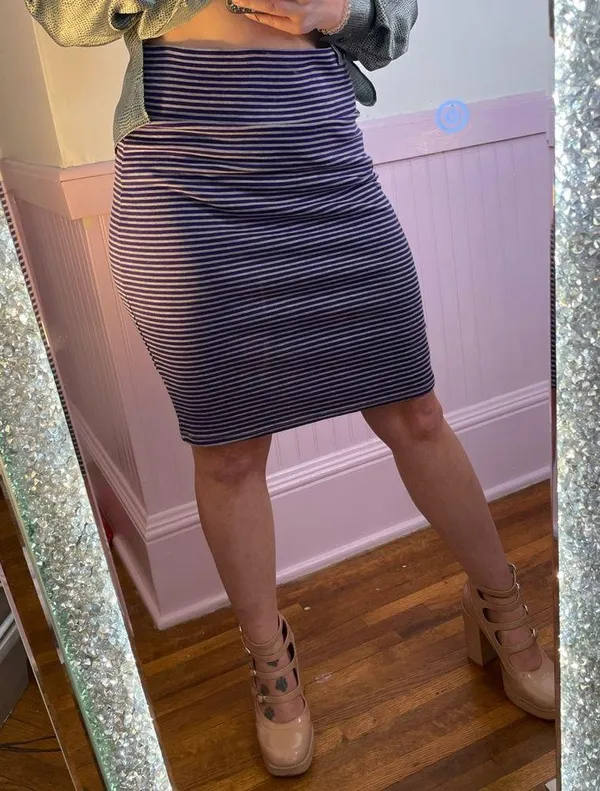 LuLaRoe High-Wasted Pencil Skirt Vintage retro Vibes - Image 2