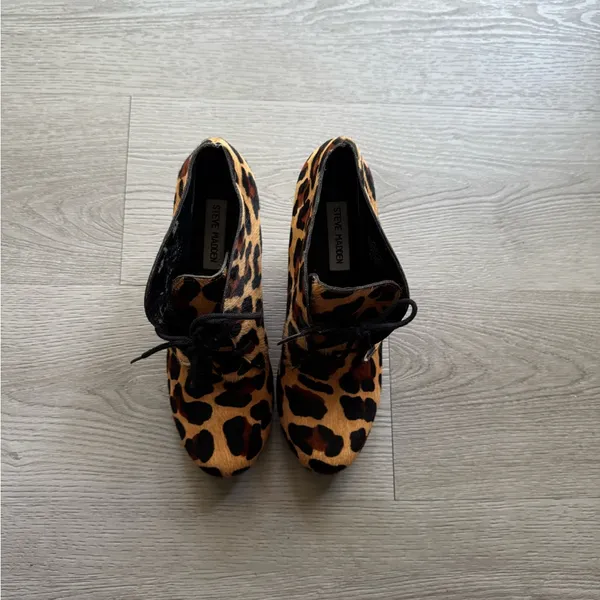 Steve Madden Leopard Print Wedge Heel Lace Up Ankle Boots - Image 2