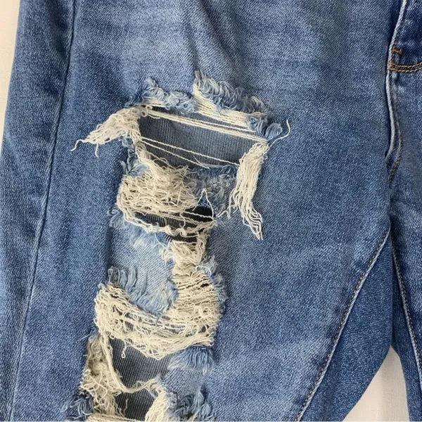Judy Blue size 16 W Ulta distressed boyfriend fit Ripped Skinny Jeans denim - Image 8