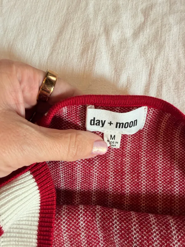 Day + Moon Red Cream Striped Knit Tank Top M Criss Cross Y2K - Image 3