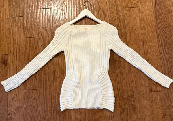 Sundance ribbed off white fitted sweater size xs - Image 5