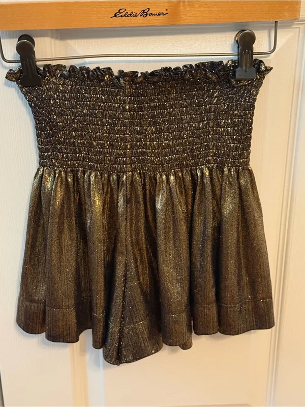 Queen Of Sparkles Gold Wavy Swing Shorts - Image 2