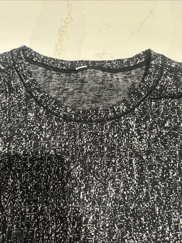 Lululemon black and white long sleeve running shirt approximate‎ size 10 - Image 3