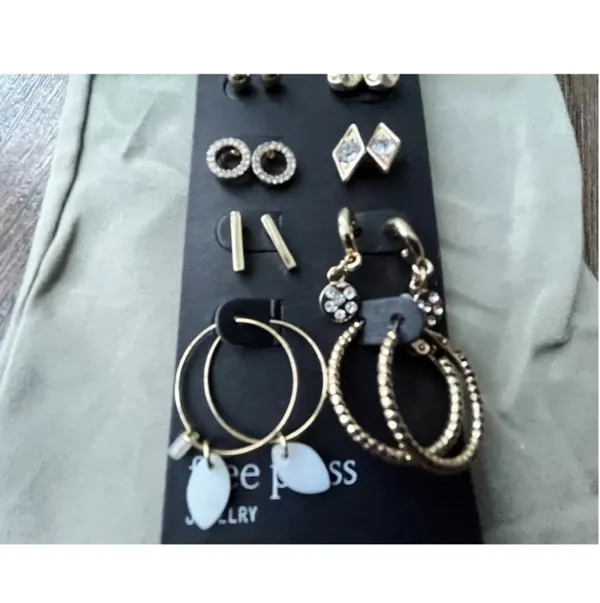 NWT Free Press Set of Earrings, 12 Sets, Golden Variety, Nickel Free - Image 3