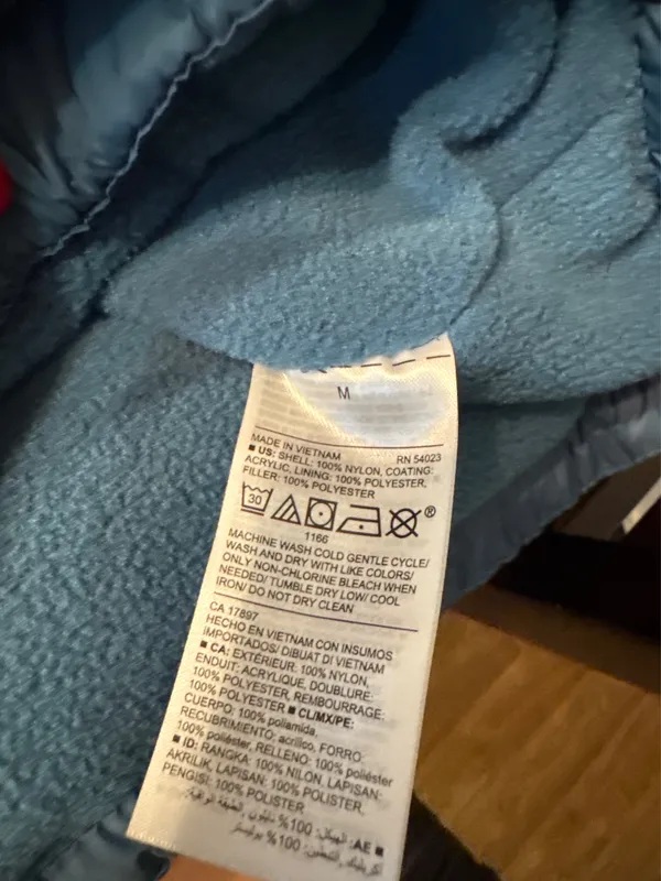 Old Navy Vest Puffer - Image 4
