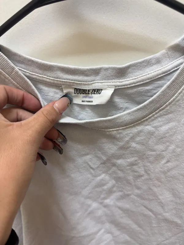 Double Zero White Raw Hem Cropped Tank Top Size Small - Image 2