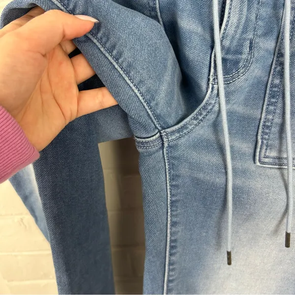 American Eagle Soft Knit Denim Jogger Jeans Size 4 - Image 8
