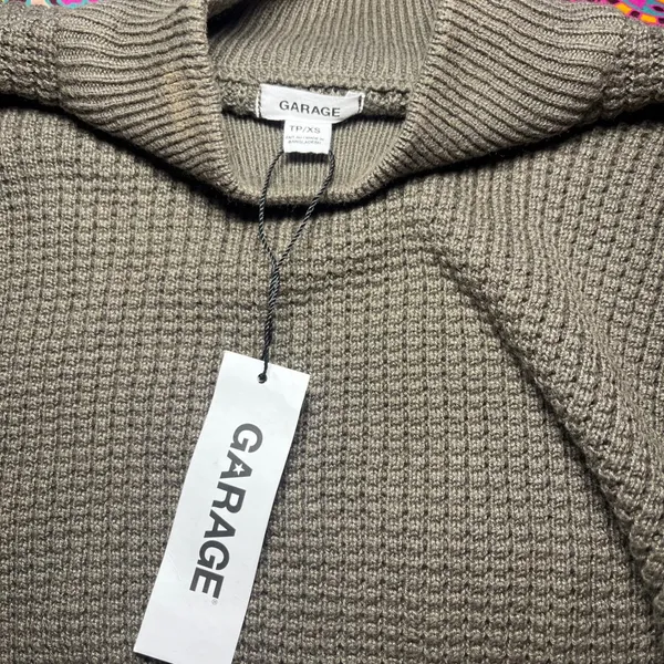NWT GARAGE Mock Neck Ribbed Long Sleeve Cropped Sweater‎ Olive Green Size XS - Image 8