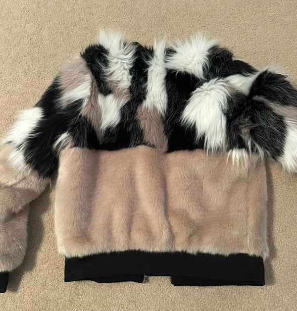 Boutique Fluffy Jacket - Image 2