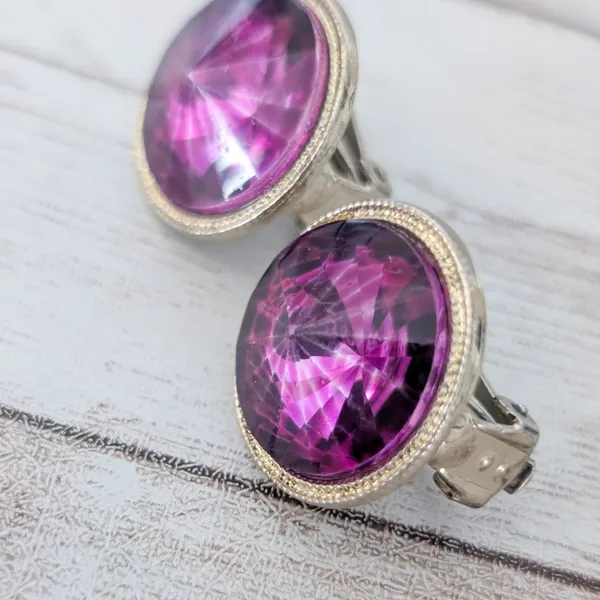 Vintage Clip On Earrings 7/8" Pink Gem with Halo Statement - Image 4