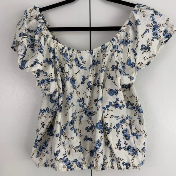 A New Day Blue Porcelain‎ Floral Off The Shoulder Blouse Short Sleeve Medium - Image 3