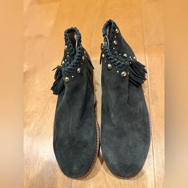 Kate Spade Bowie suede ankle booties boots stud tassel details olive green 7.5 - Image 4