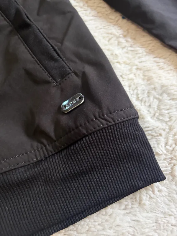 Black DKNY sport windbreaker - Image 2