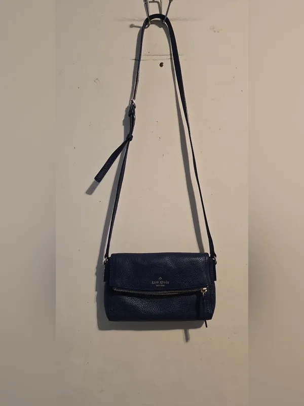 kate spade navy pebbled leather zipper wallet with gold hardware - Image 5