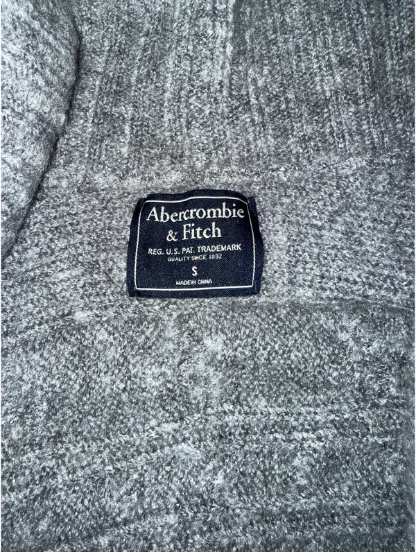 Abercrombie sweater cardigan - Image 4