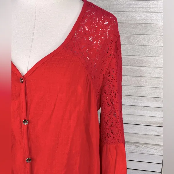 KNOX ROSE Tie Bottom Blouse w Lace Trim and Bell Sleeves Red-XL - Image 2