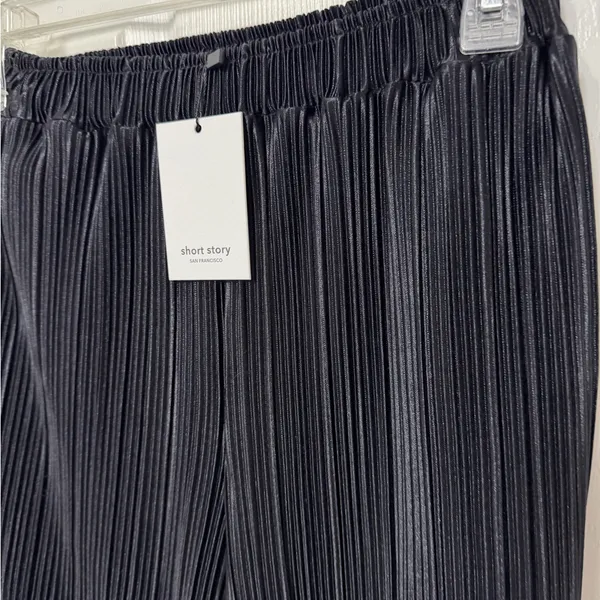 Reformation NWT KAIA silky pleated‎ black pants size XS petite - Image 2