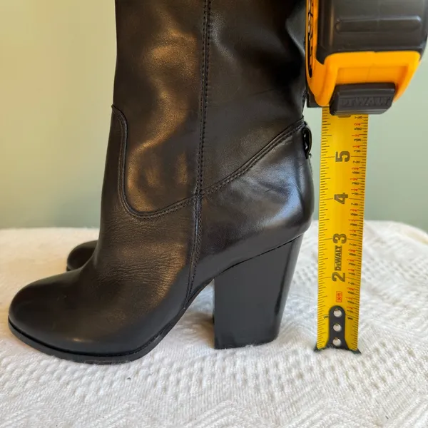 Saks 5th Avenue Sammie Black Leather Knee High Boots Sz 6 New and Unworn - Image 10
