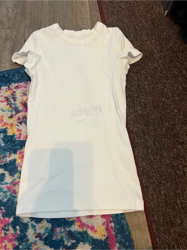Djerf Avenue xxs white tee - Image 3