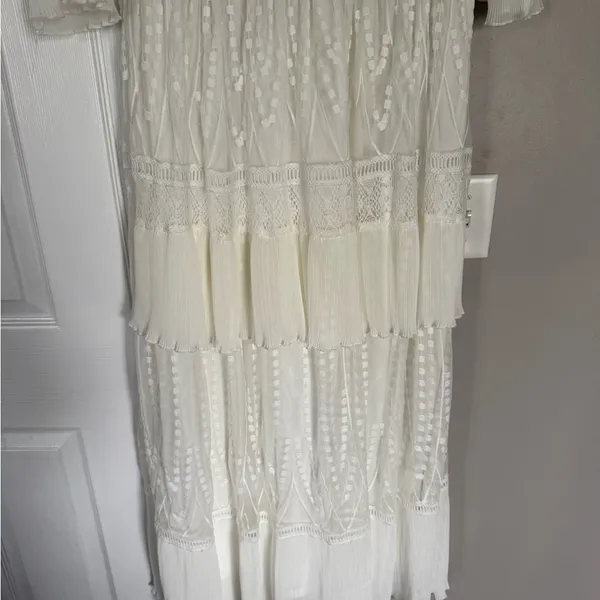 A Beautiful Soul Elegant White Maxi Dress Lace Ruffles - Image 3