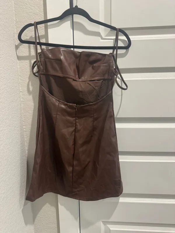 Brown leather top with zipper back Size M - Image 2