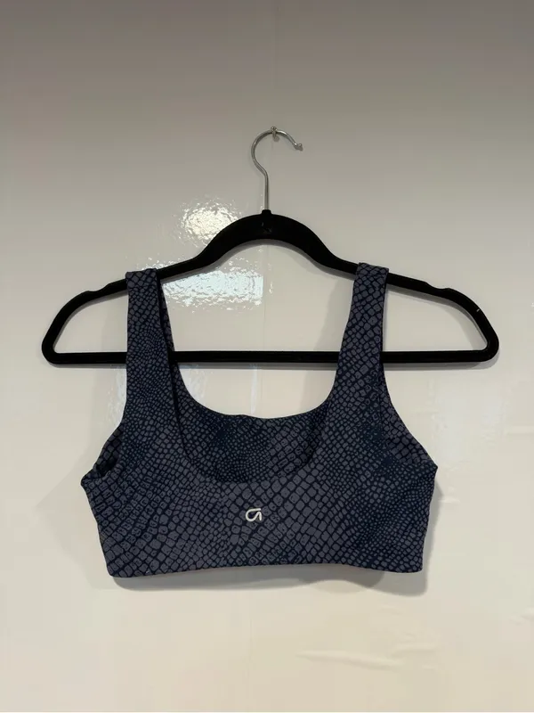 Gap Scales Women's Navy Patterned Crop Tank Top - Image 3