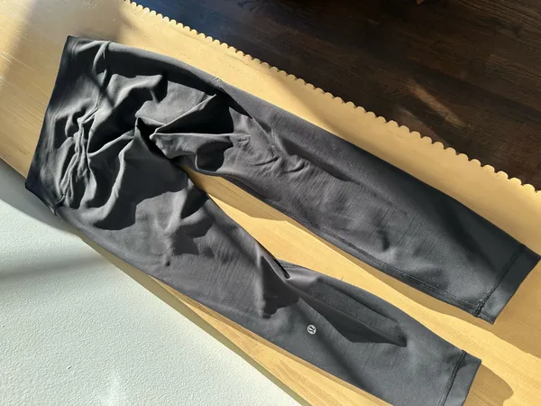 Lululemon Wunder Train High-Rise Tight 25" Black (First Release) 8 - Image 2
