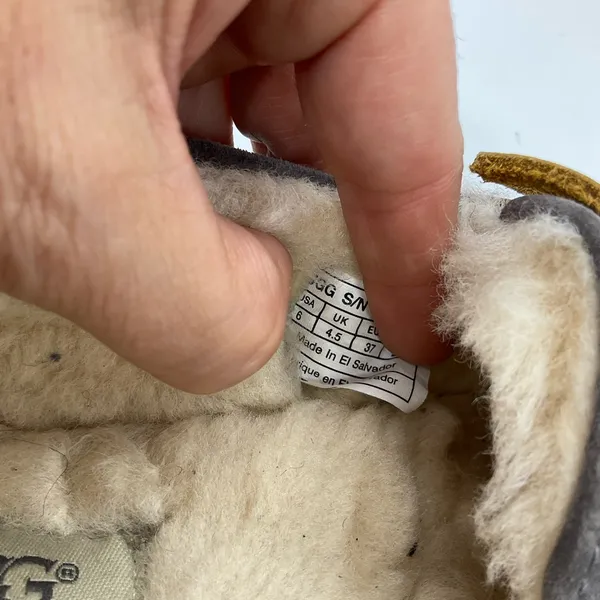 UGG GREY LEATHER MOCCASIN‎ SLIPPERS - Image 6
