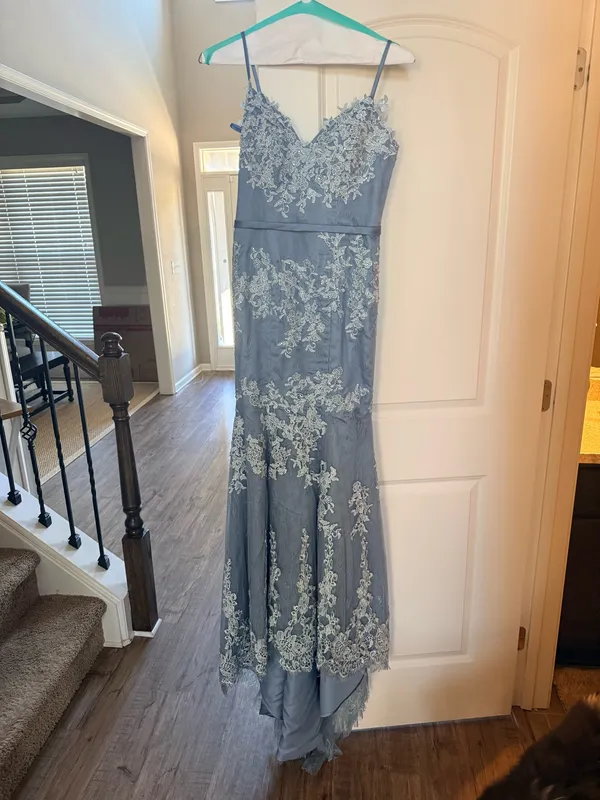 Trumpet/Mermaid Sweetheart Sleeve Long/Floor-Length Tulle Prom Dress With Appliqued - Image 2