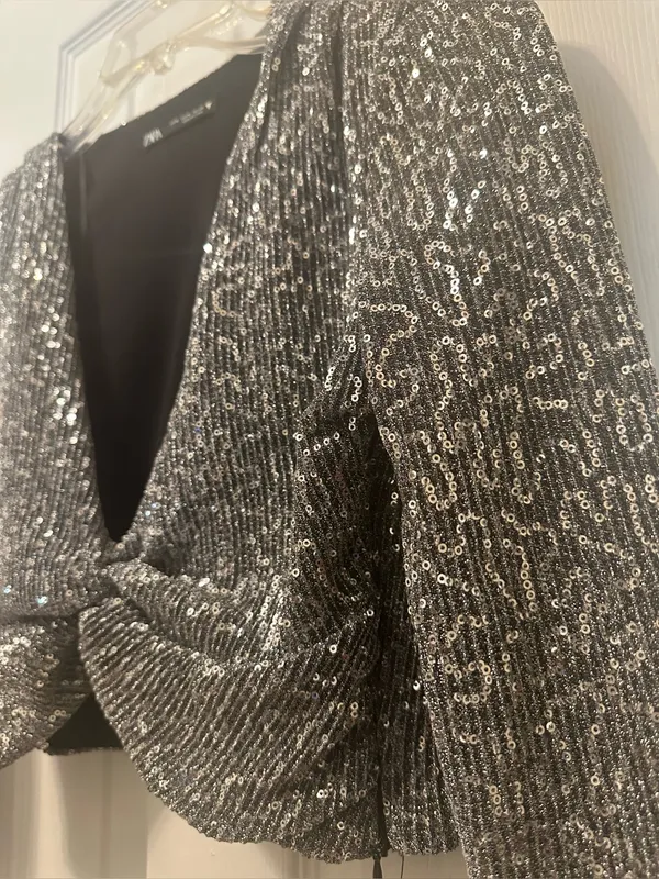 Zara Metallic Silver Twist-Front Long-Sleeve Crop Top - Image 9