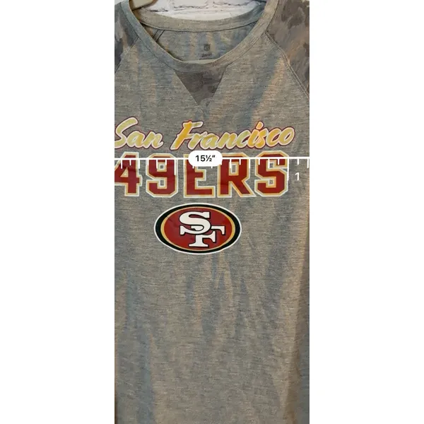 San Francisco 49ers NFL Team Apparel Graphic T-Shirt Gray Camo Women's Small - Image 4