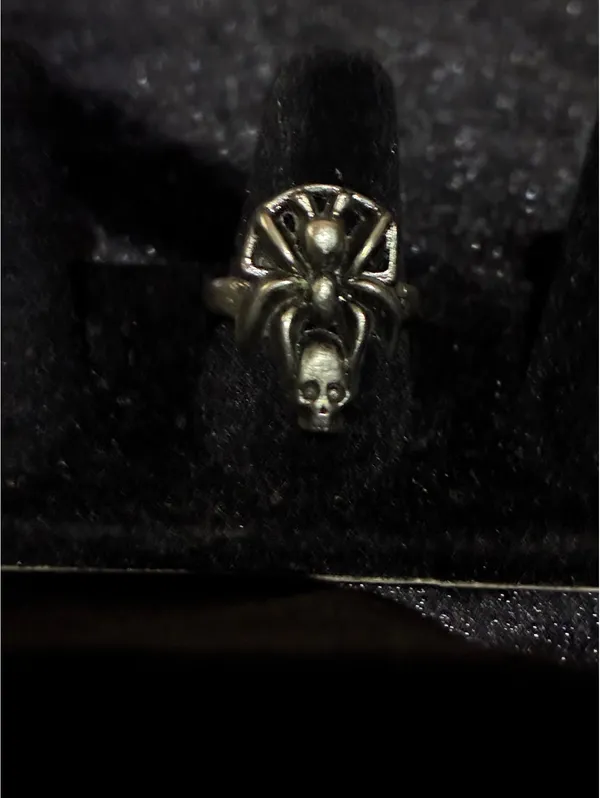 Goth Emo Oxidized Silver Spider Ring with Skull Accent Sz 7 - Image 6