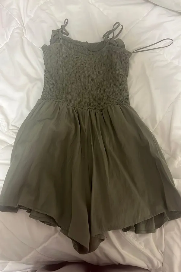 Francesca's Green Romper - Image 2