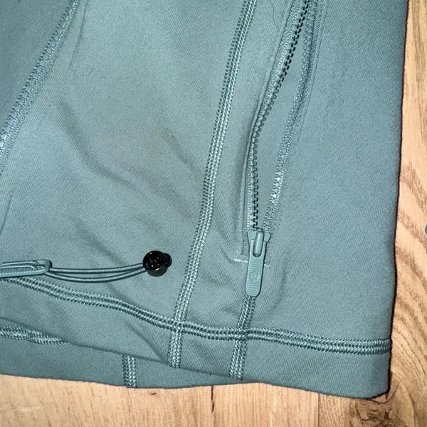 Lululemon Full-Zip Jacket - Image 5