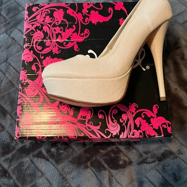 Qupid Heels - Image 2