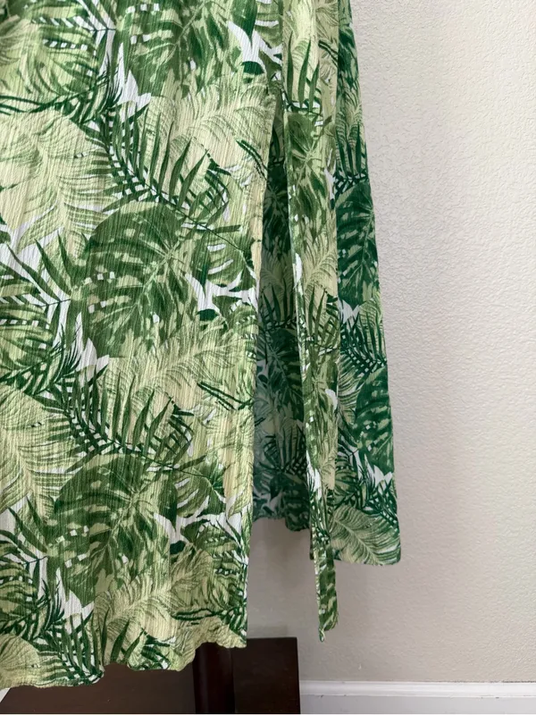 Justify Double V-neck Green Tropical Smocked Cut Out Waist Maxi Dress, Sz Large - Image 9